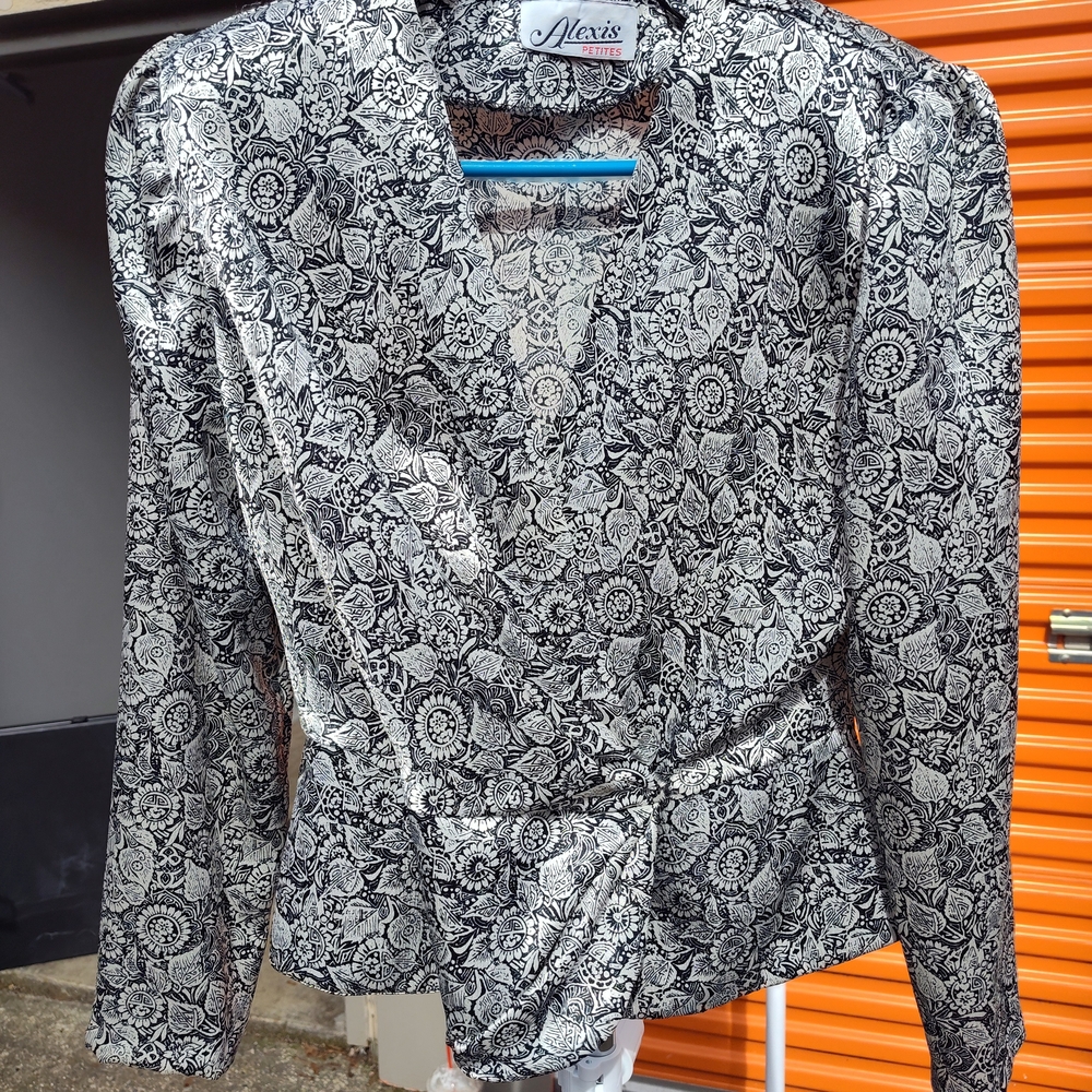 Alexis Monochrome Metallic Floral Patterned Blouse Vintage 1960's